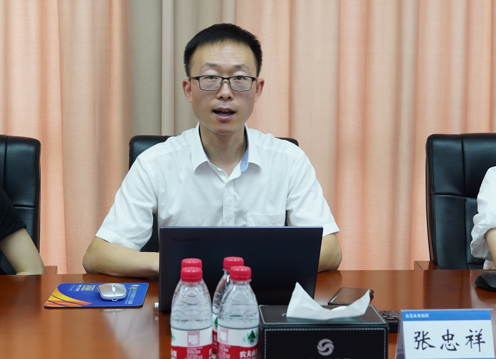 图注:团委书记张忠祥讲话.jpg 图注:团委书记张忠祥讲话.jpg