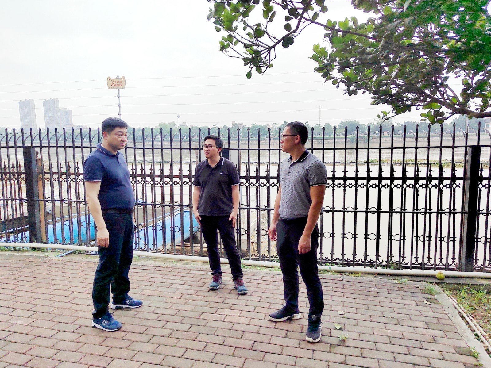 专项督查组督导检查 (4).jpg 专项督查组督导检查 (4).jpg