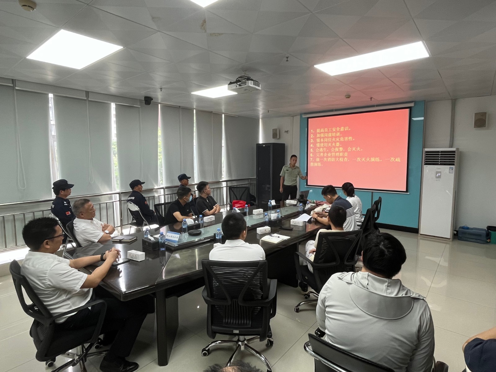 排版14.jpg 排版14.jpg