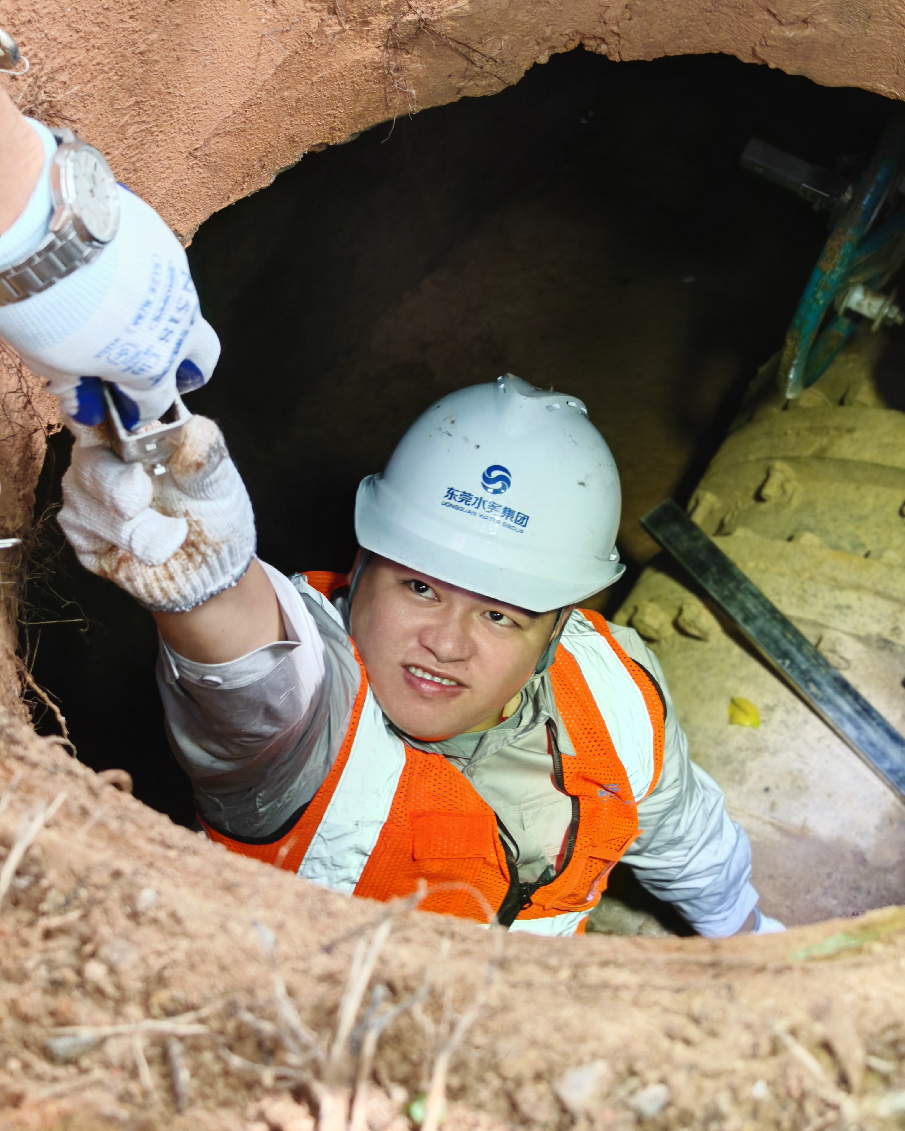 松山湖--管网调度岗:户外调节阀门.jpg 松山湖--管网调度岗:户外调节阀门.jpg